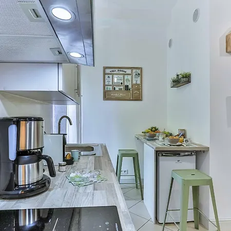 My Casa - Grosso 14 - 5 Min Walk To شقة